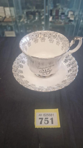 Royal albert tea cup and - albert,