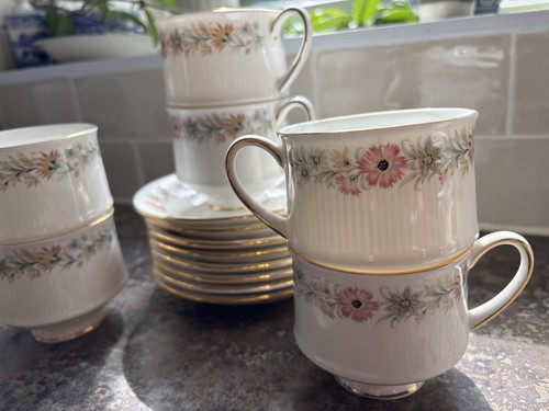 Paragon bone china belinda - bone,