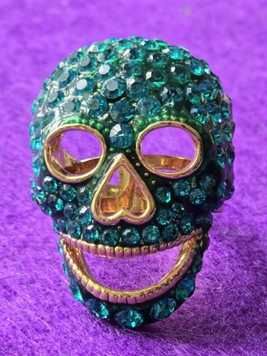 Butler wilson skull ring - butler, &