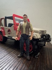 Jurassic Park JP18 JEEP WRANGLER + Owen Grady Figure