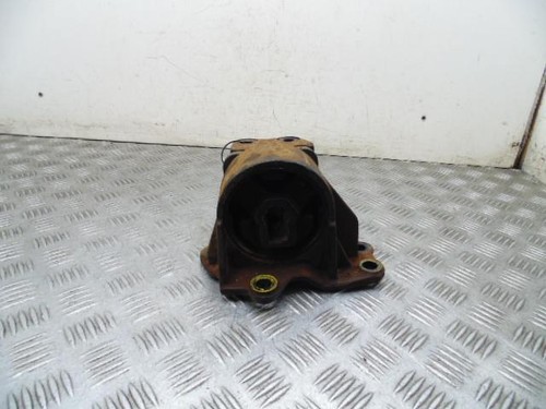 Hyundai santa gearbox mount - santa,