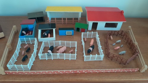 Vintage toy farm - vintage,
