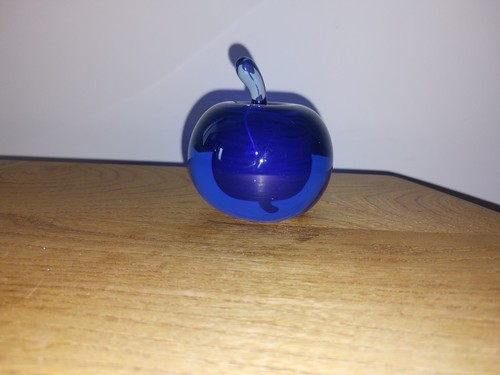 Stunning blue glass - glass, apple