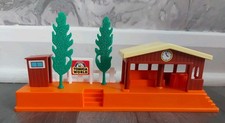 Tomy Tomica World Trackmaster - Country Train Station - Original Vintage VGC!!! 