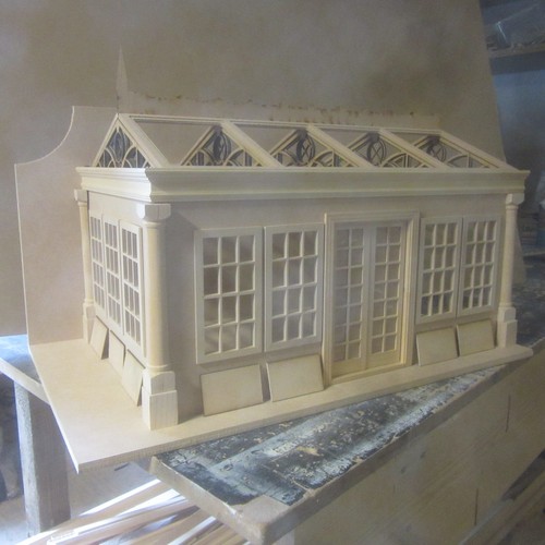 Dolls house scale large - dolls, 1/12