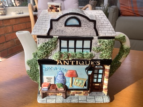 The village collectibles annie - the,