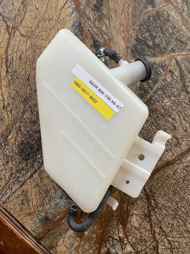 Gsxr 600 750 - 750, reservoir