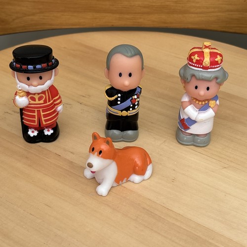 Elc happyland royal family - royal,