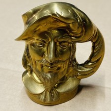 VINTAGE HEAVY BRASS MUSKETEER