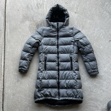 The North Face 550 Puffer