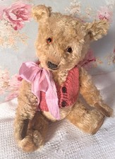 Fab 17" soft gold mohair