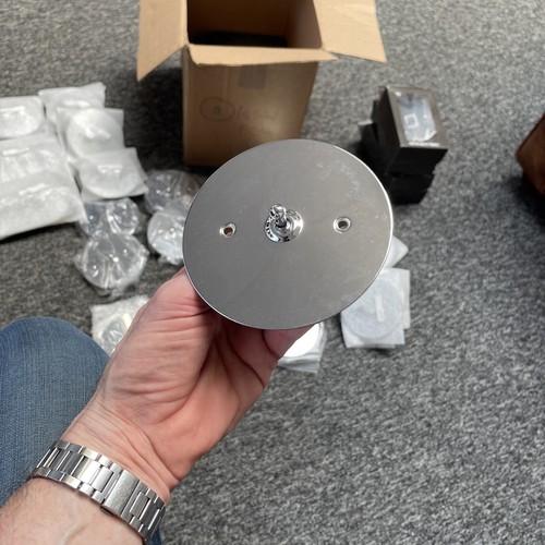 Round shape gang toggle - gang,