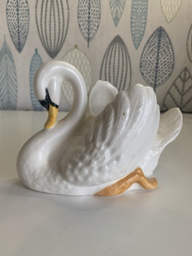 Sylvac swan vintage plant - 7",