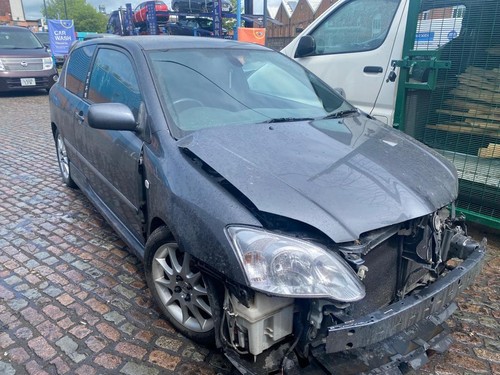 Toyota corolla sport 2005 - t,