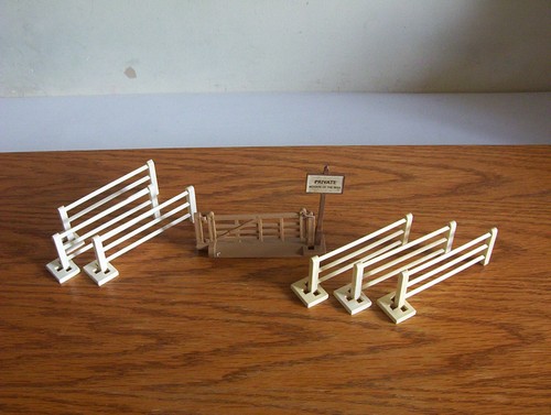 Britains vintage farm - vintage, toys