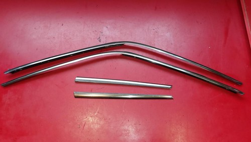 Decorative trim window - window, shaft