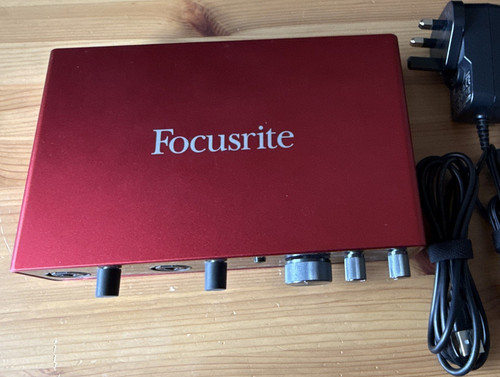 Focusrite scarlett 8i6 3rd - scarlett,