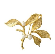 Vintage Mistletoe Brooch. Leaf pearl brooch Free Gift Bag.