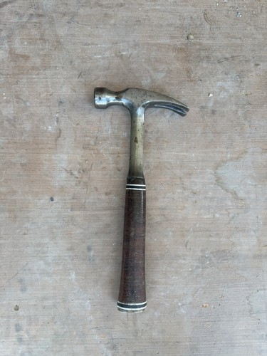 Estwing 20oz leather handle - leather,