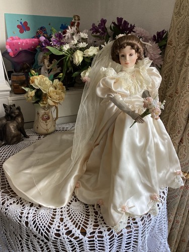 Ashton drake porcelain doll - ashton,