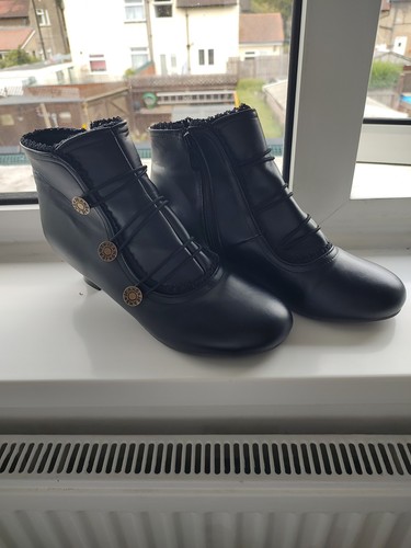 Victorian style ankle boots - ankle,