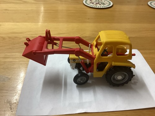 Britains farm tractor massey - farm,