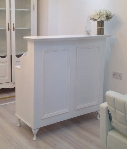Reception desk cash - cash,