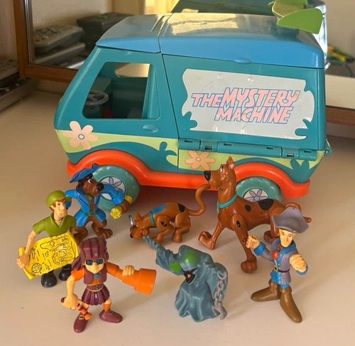 Scooby doo mystery machine - mystery,