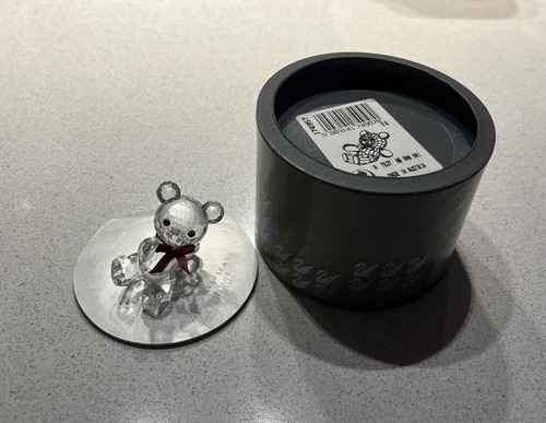Swarovski crystal figurine - figurine,