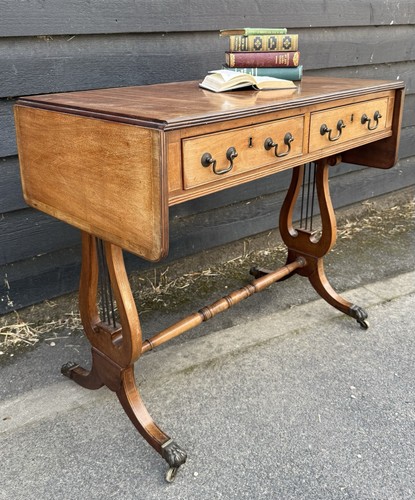 Elegant late 19th - late, century