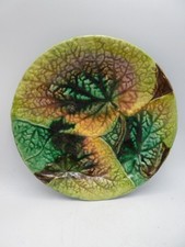EARLY GREEN PURPLE YELLOW MAJOLICA POTTERY BEGONIA LEAF PLATE DISH ANTIQUE