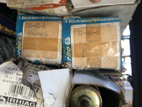 Pair shock absorbers - absorbers, post