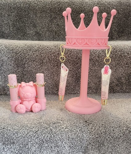 Plouise crown display - plouise,