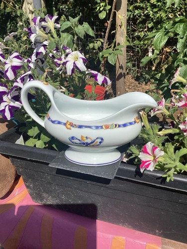 This bernardaud limoges - a,