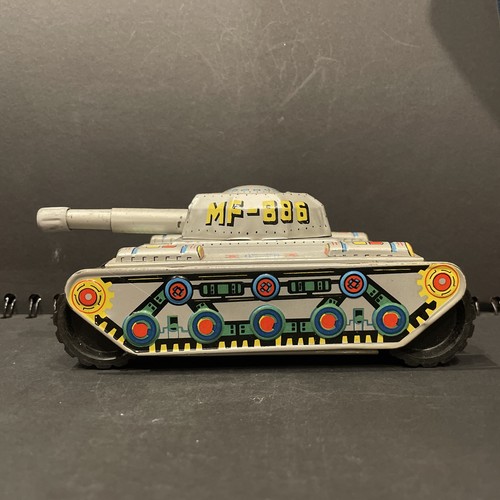 886 vintage tank tinplate - tank,
