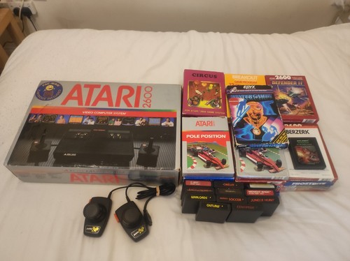 Atari vcs 2600 console - console, games