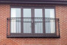 Curved juliet balcony