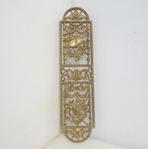 Victorian brass pierced finger - brass,