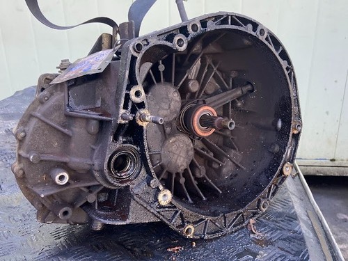 2005 vauxhall vivaro gearbox - vauxhall,
