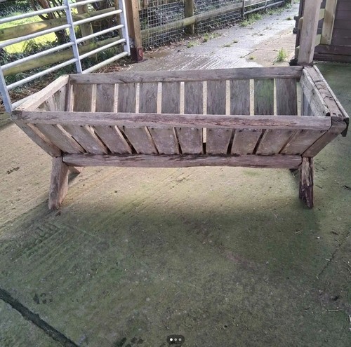 Hay rack horse - hay,
