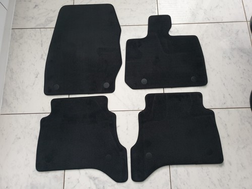 Range rover l460 - black, carpet