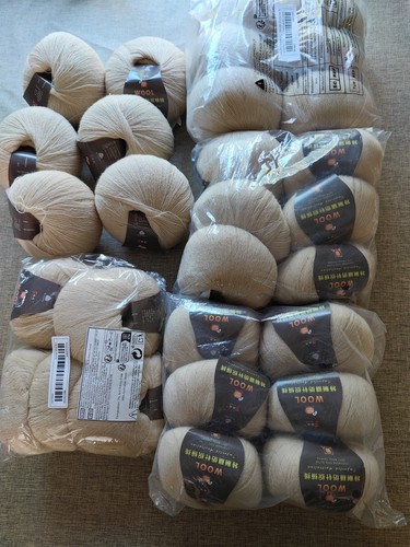Balls 50g lace wool - 50g,
