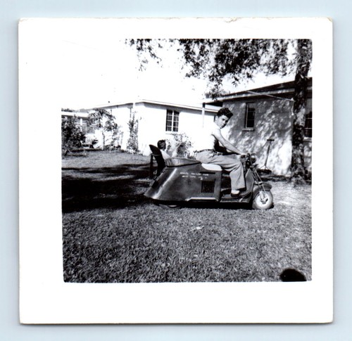 Old vintage square - square, photo