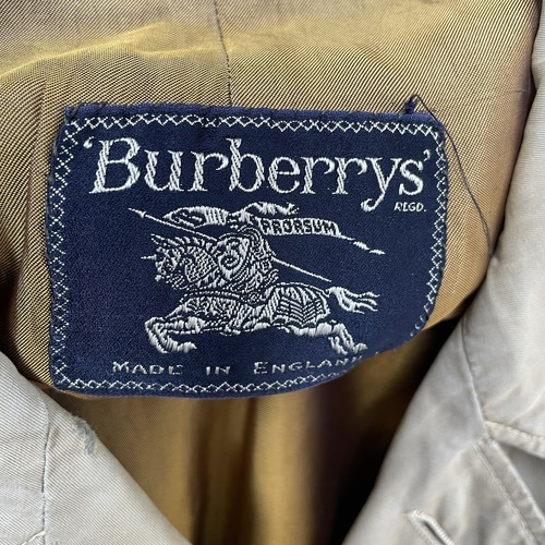 Burberrys vintage commander - vintage, ii