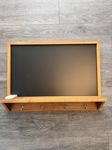 Chalkboard with hooks 45 x - -,