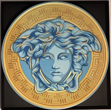Rosenthal Versace Medusa Amplified Beautiful Plate 33cm Tall. NEW!