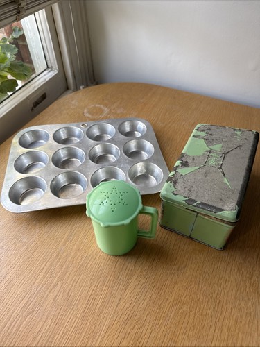 Lot vintage kitchenalia - vintage, green