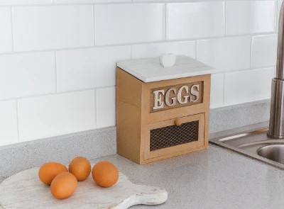 Wooden heart egg house - egg,