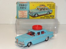 Corgi 236 AUSTIN A60 DRIVING