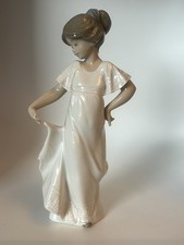 Nao by Lladro Porcelain